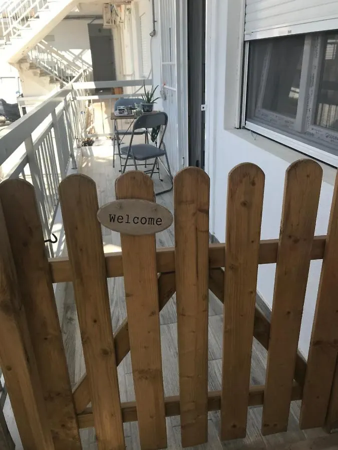 Jozy Apartment Peraia